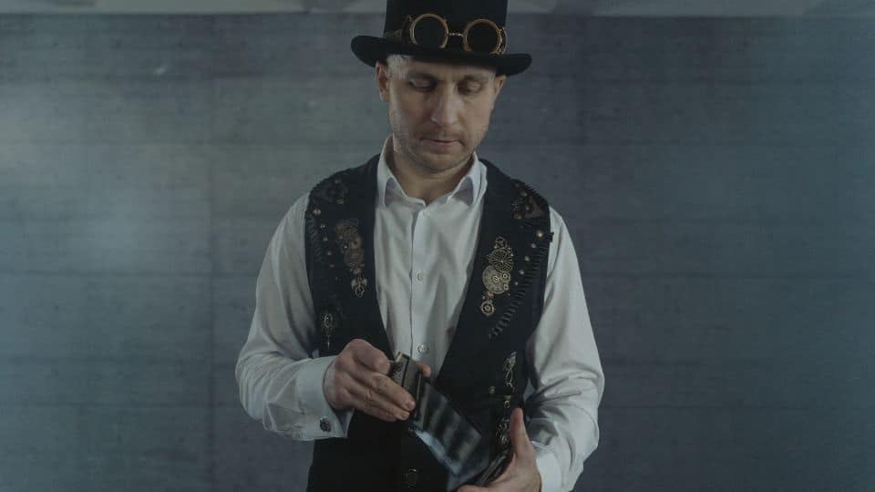 מופע אמן חושים